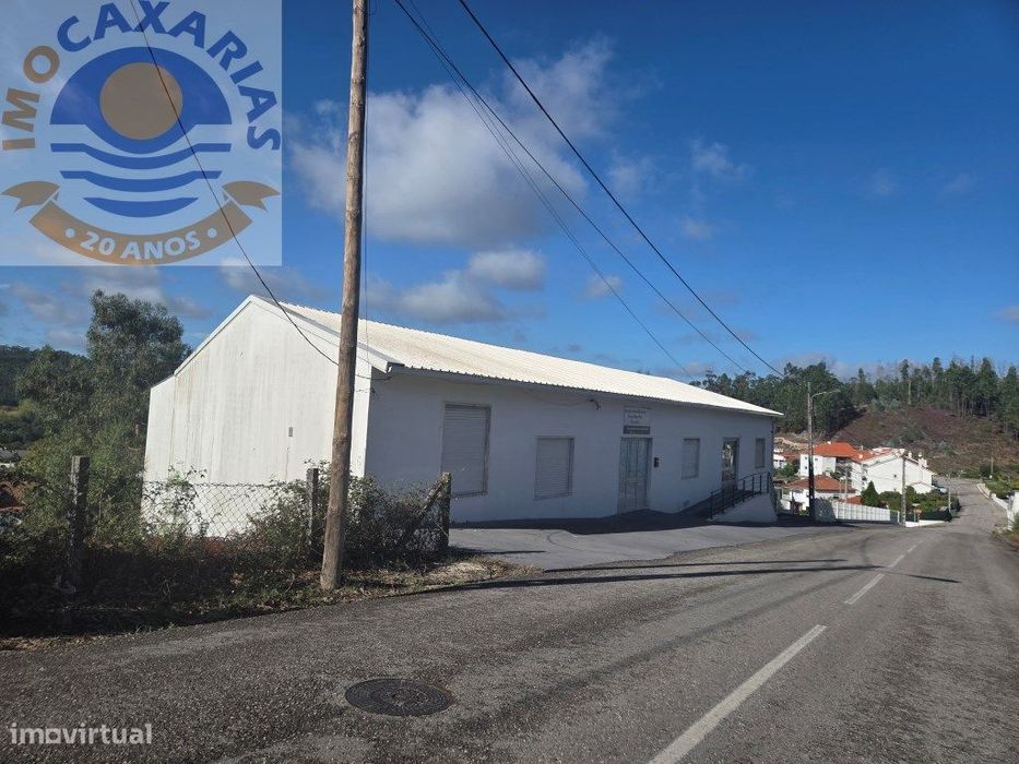 Investimento Estratégico Em Caxarias (Ourém): Prédio Comercial Com ...