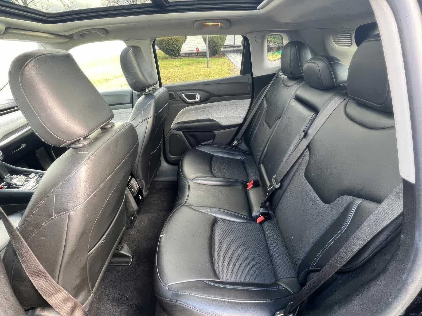 2022 Jeep Compass Latitude 4WD