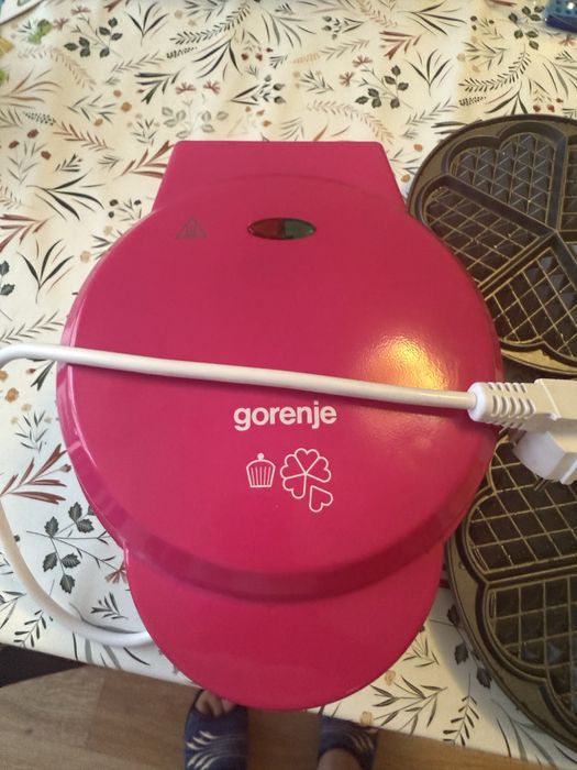 Вафельниця GORENJE