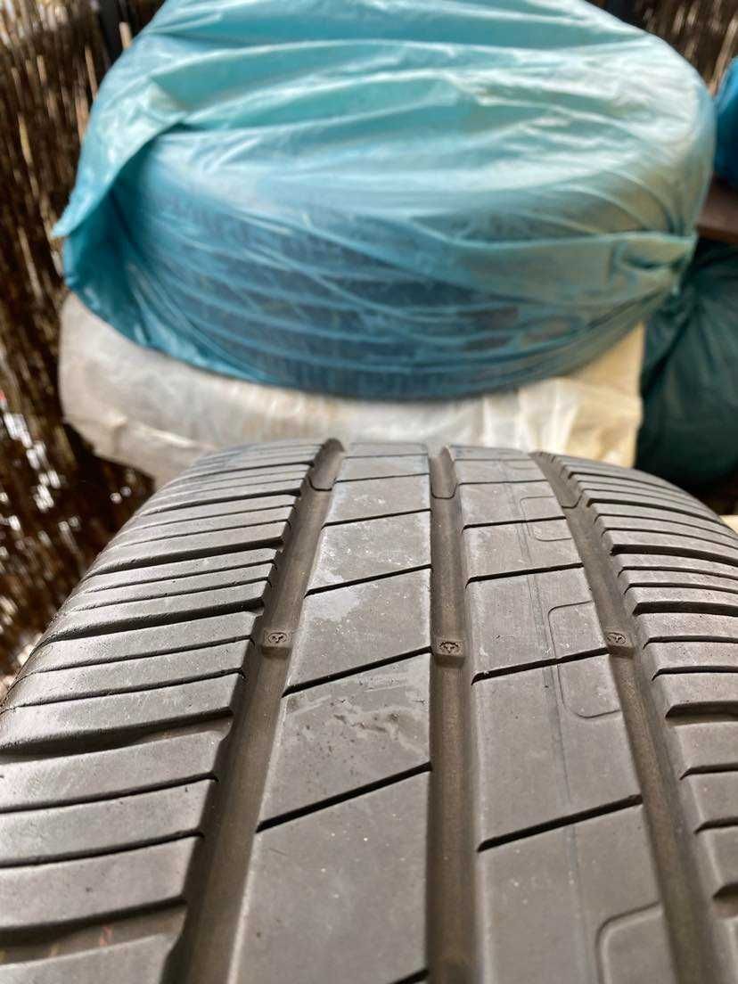 Dwie Letnie opony 205/55 R17 GoodYear.Premium klasy.Super stan.Dostawa