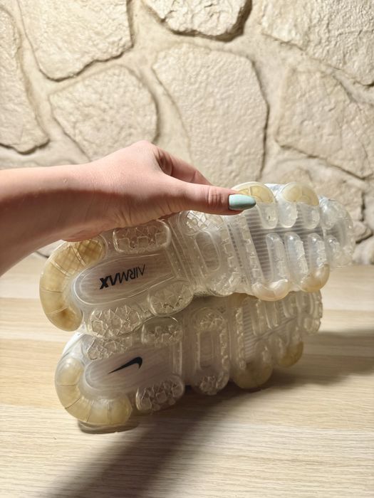 Oryginalne Nike Off White Vapormax streetwear top