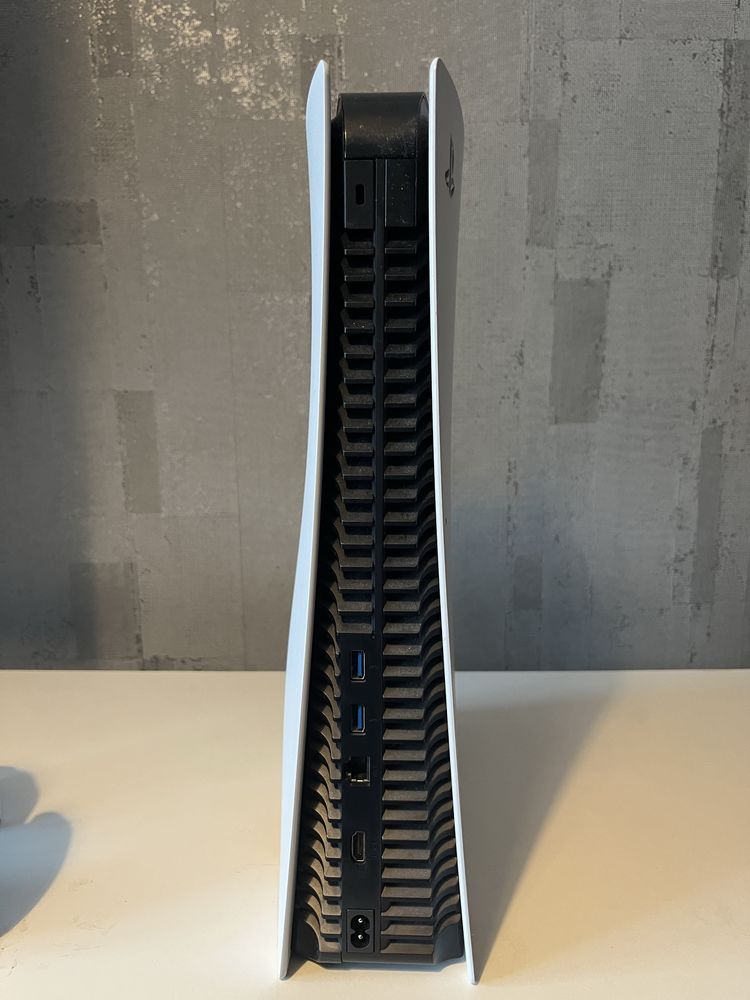 Playstation 5 z napędem