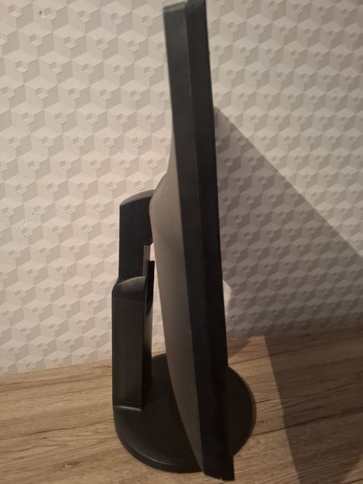 Monitor lg flatron E2210