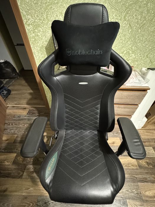 Крісло геймерське NOBLECHAIRS Epic Series Black