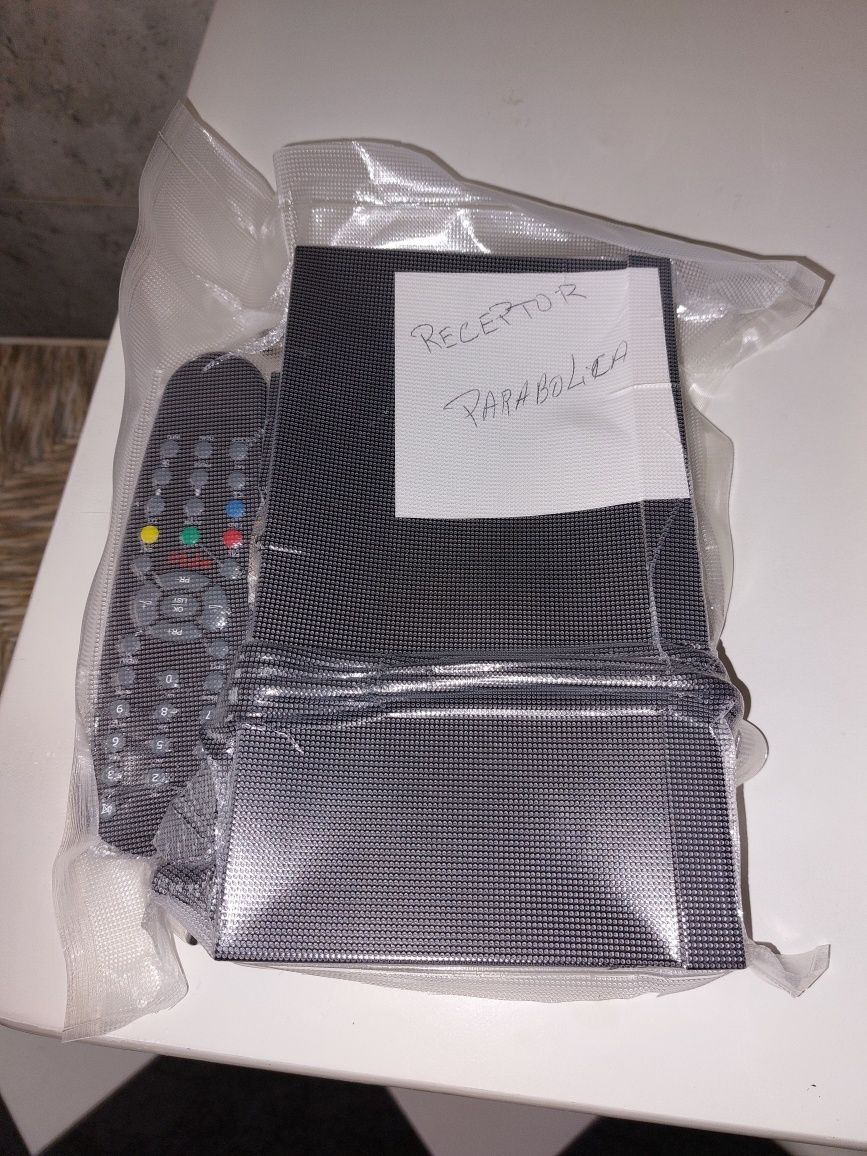 Antena parabólica