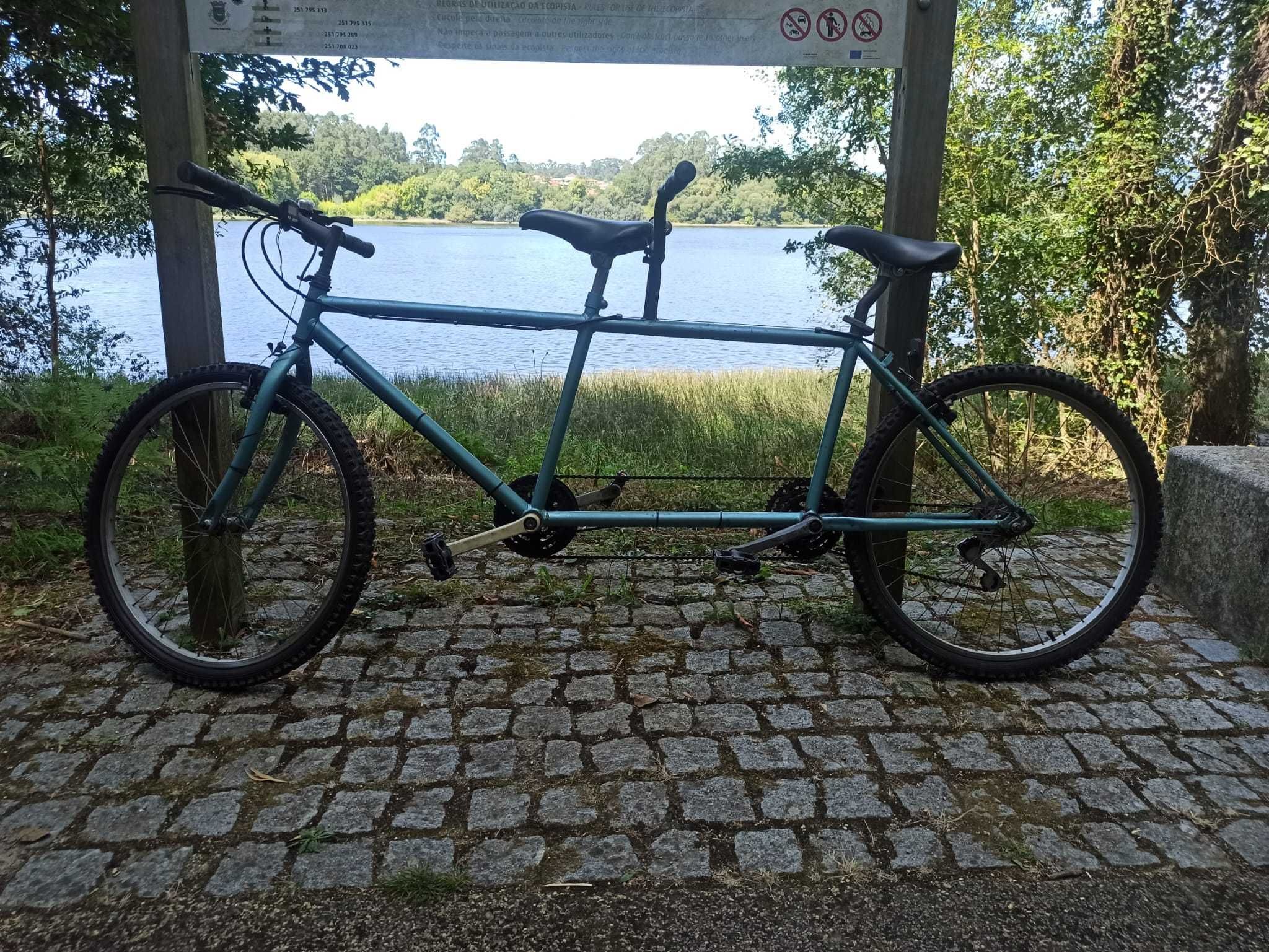 Bicicleta Dois Lugares