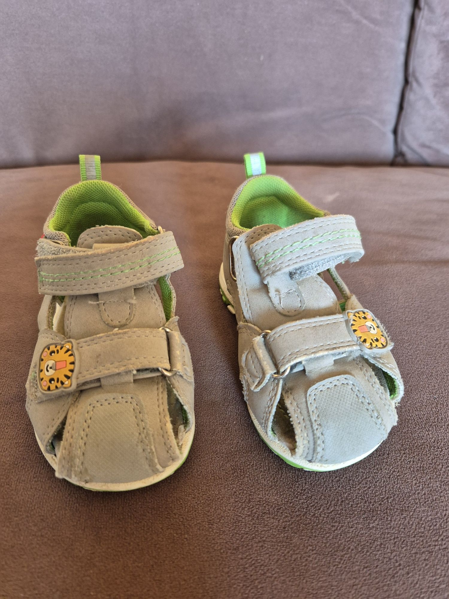 Sandały dziecięce Fisher Price 20 r.