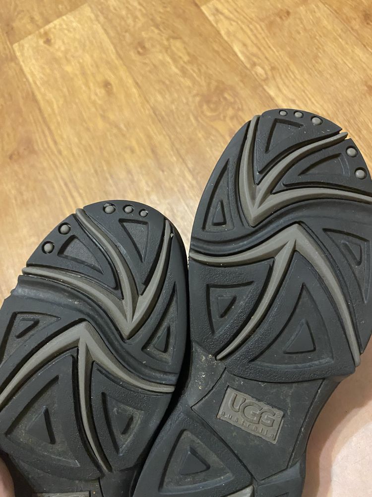 Замшеві чоботи ugg 38 р