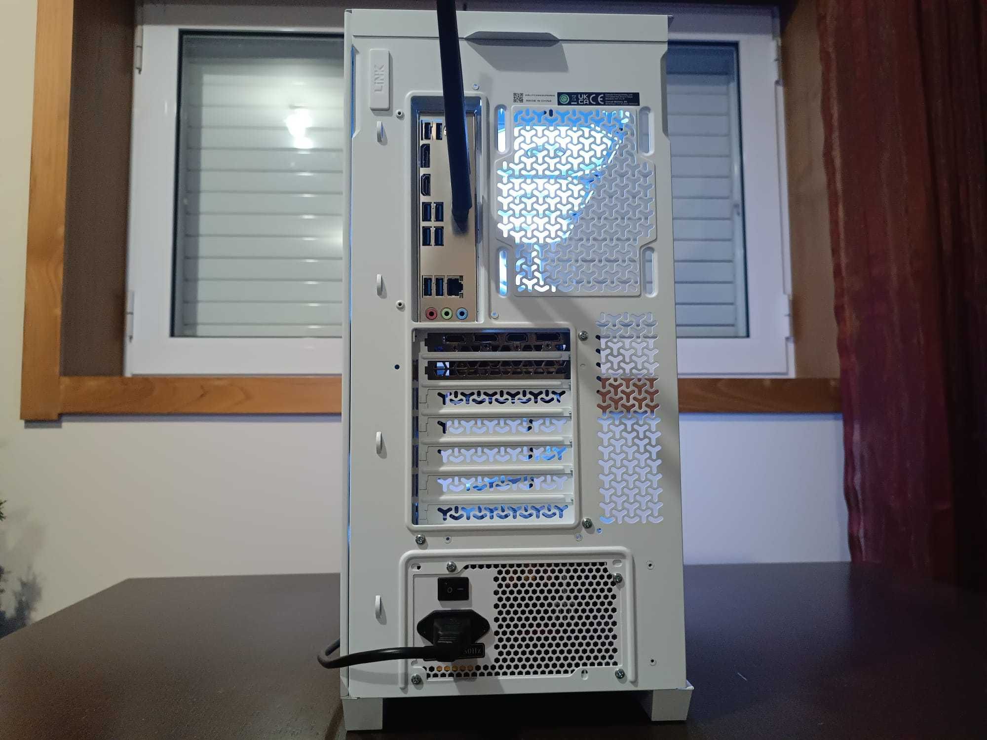 PC GAMING Branco RTX 3070TI | Ryzen 7 5700X | 32GB RAM | 1Tb SSD NVME