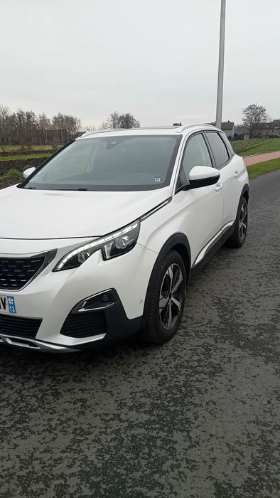 Peugeot 3008 Sprzedam Peugeot 3008 z 2017 roku 1.6 THP