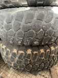Pneus 37x12,5x17