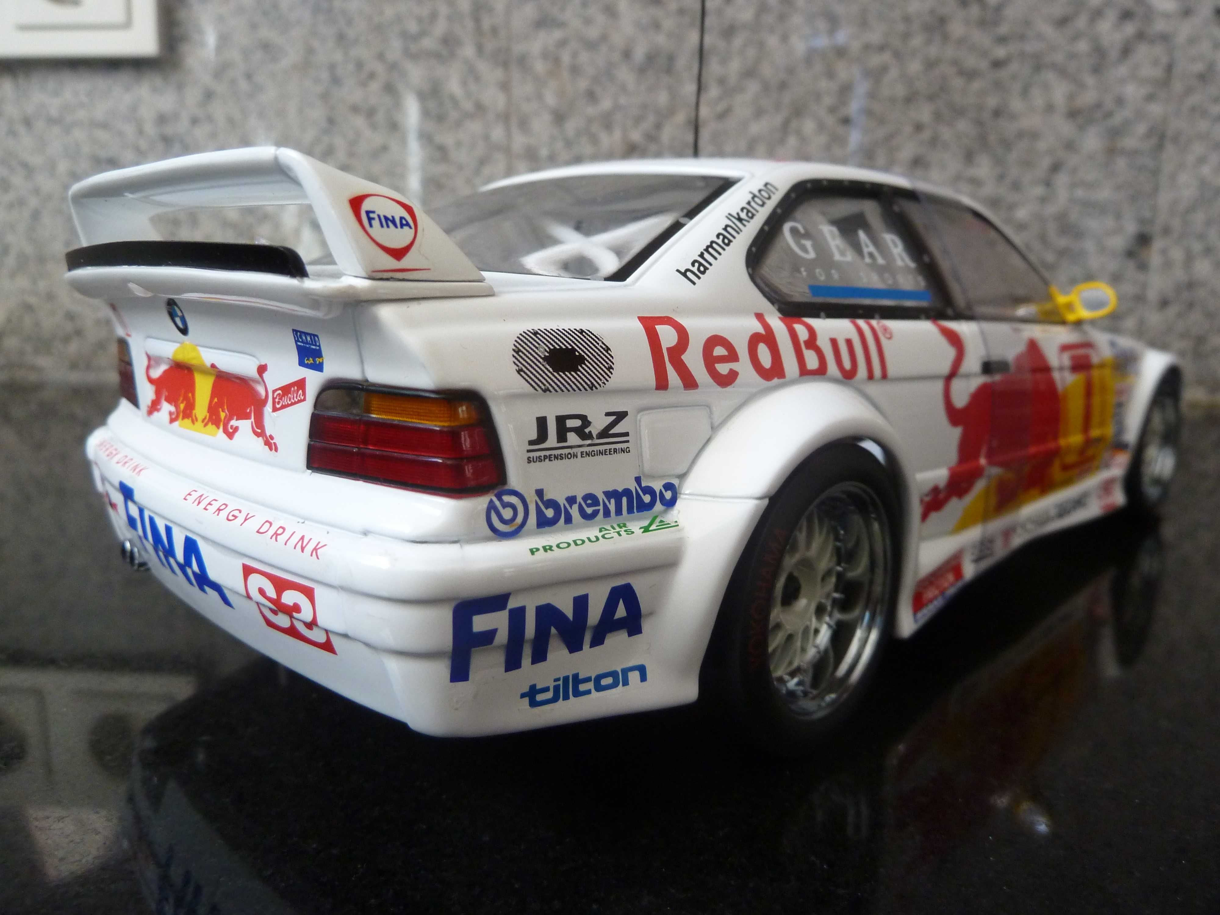 1:18 UT, BMW E36 M3 GTR, Red Bull AutoArt Minichamps