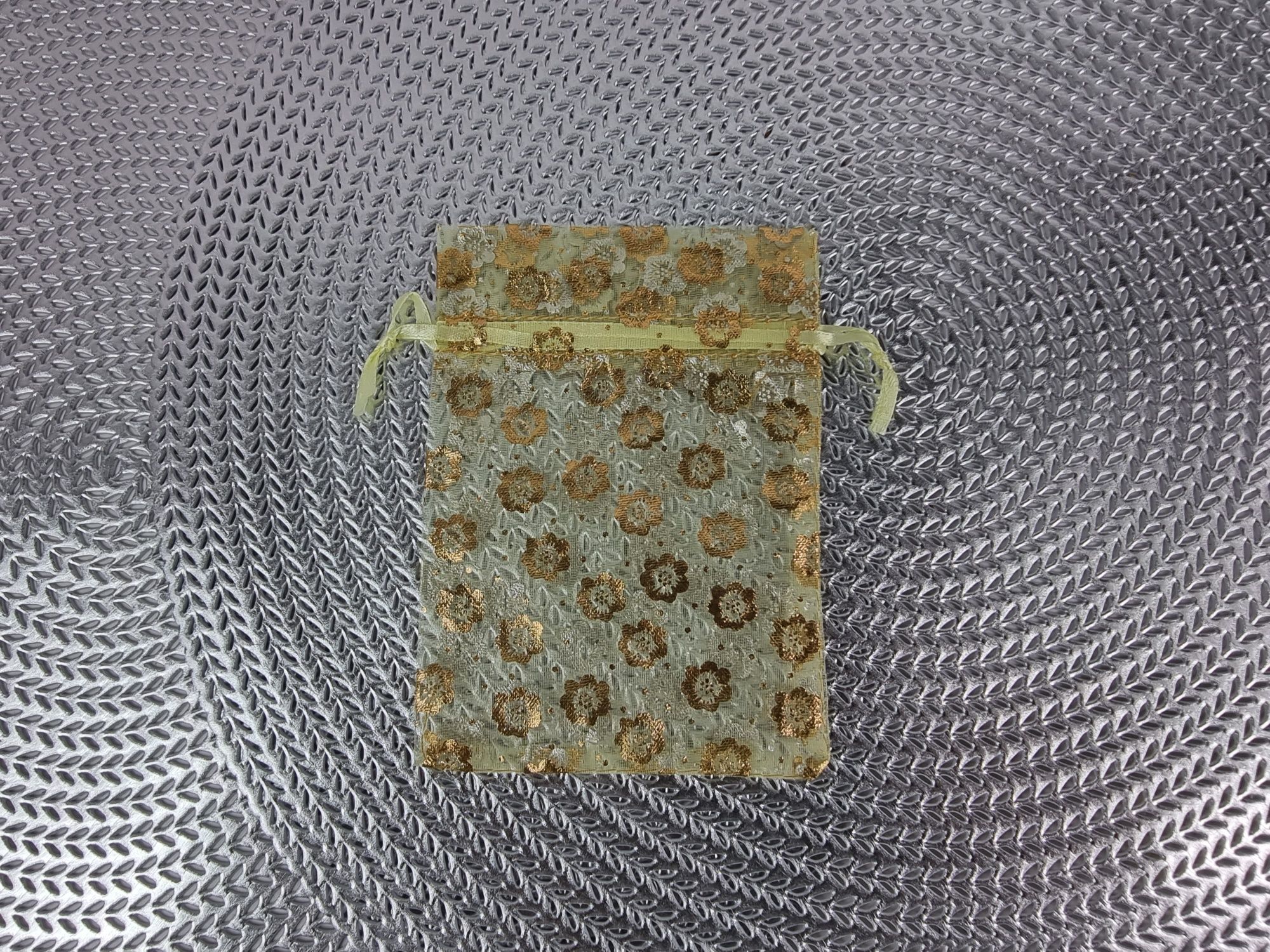 Woreczki z organzy torebki organza z wstążką na prezent ślub