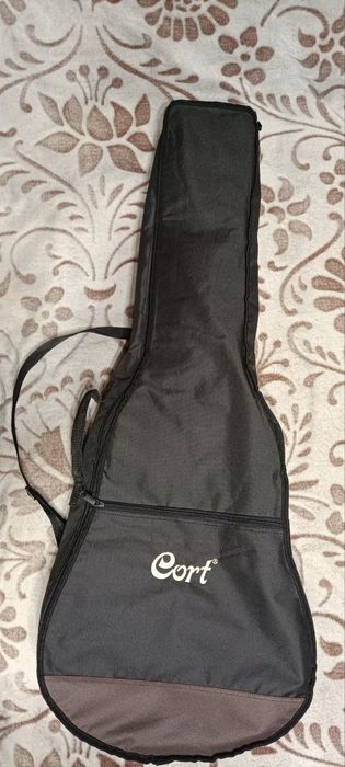 Гітара Дредноут з бронзовими струнами