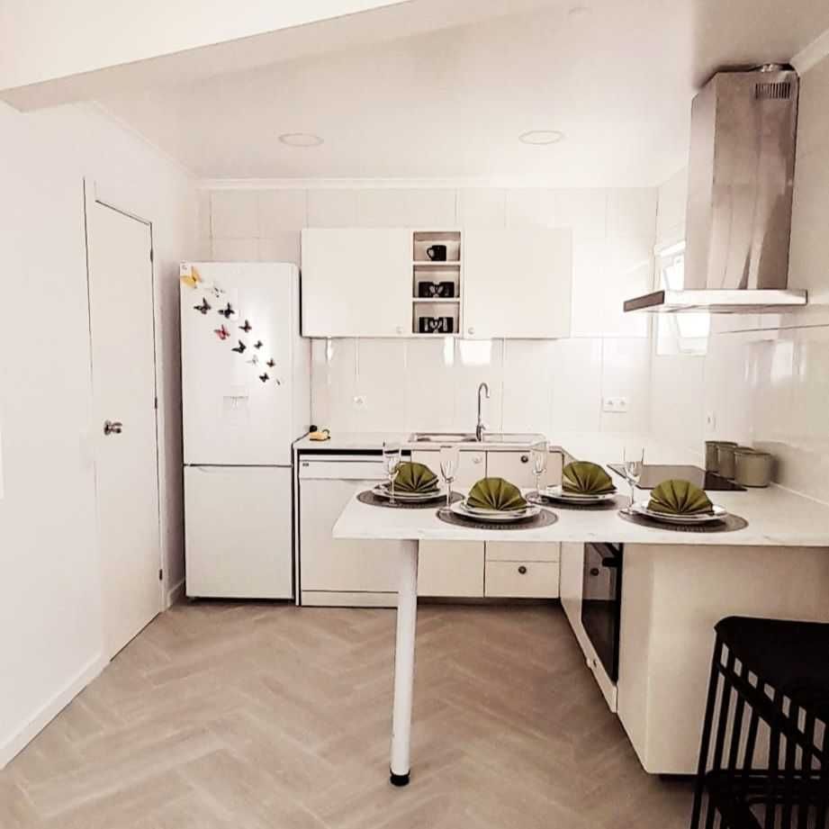 Vende-se moradia V2 em Sesimbra Corredoura
