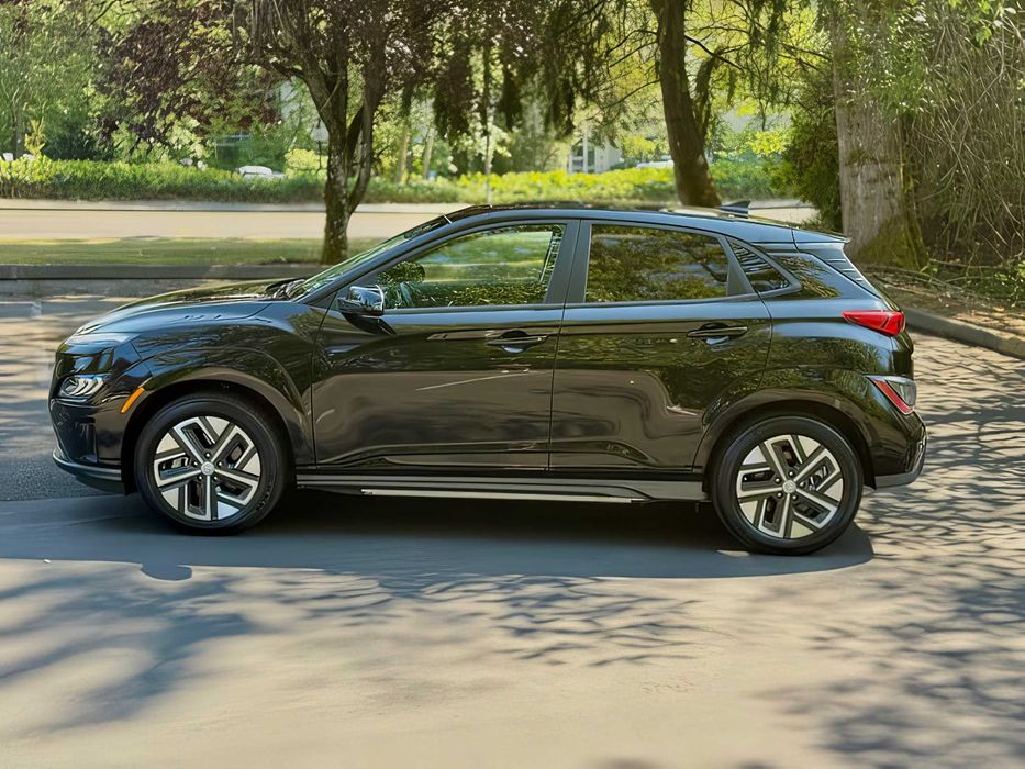 Hyundai Kona      2022