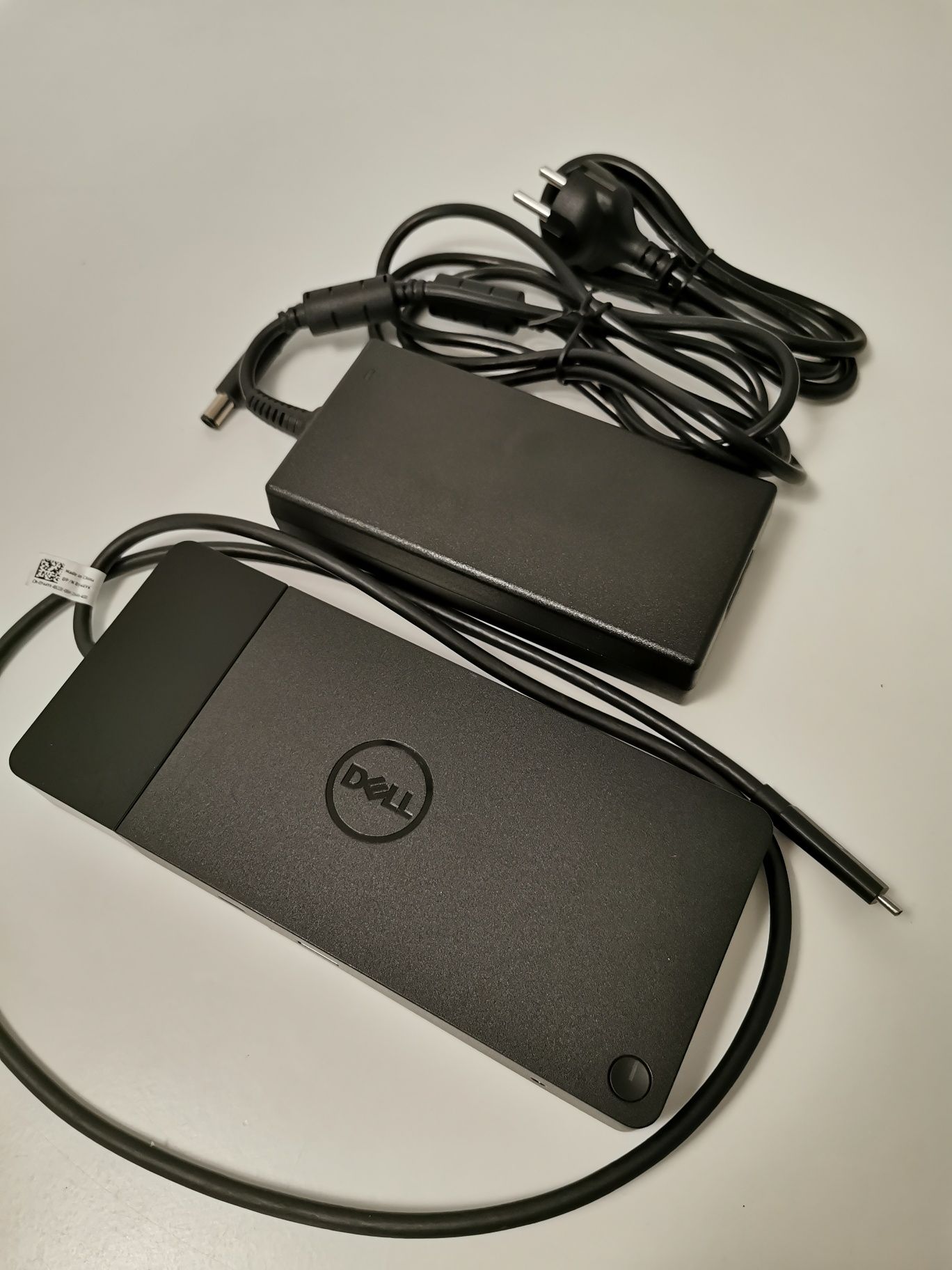 Stacja dokująca DELl WD19 K20A plus zasilacz 180 wat