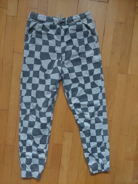 Komplet dresowy dres Sinsay 134