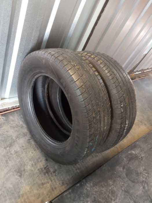 Opony 17" 235/65R17 SUV 2 sztuki całoroczne 2022r