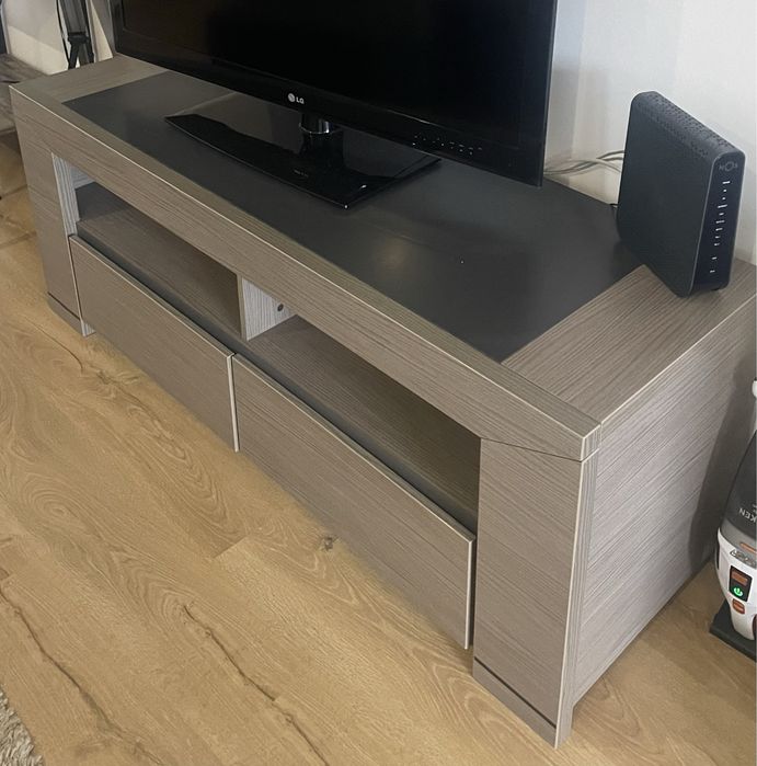 Conjunto de Móveis (Aparador + Móvel TV + Mesa de Jantar + Cadeiras)