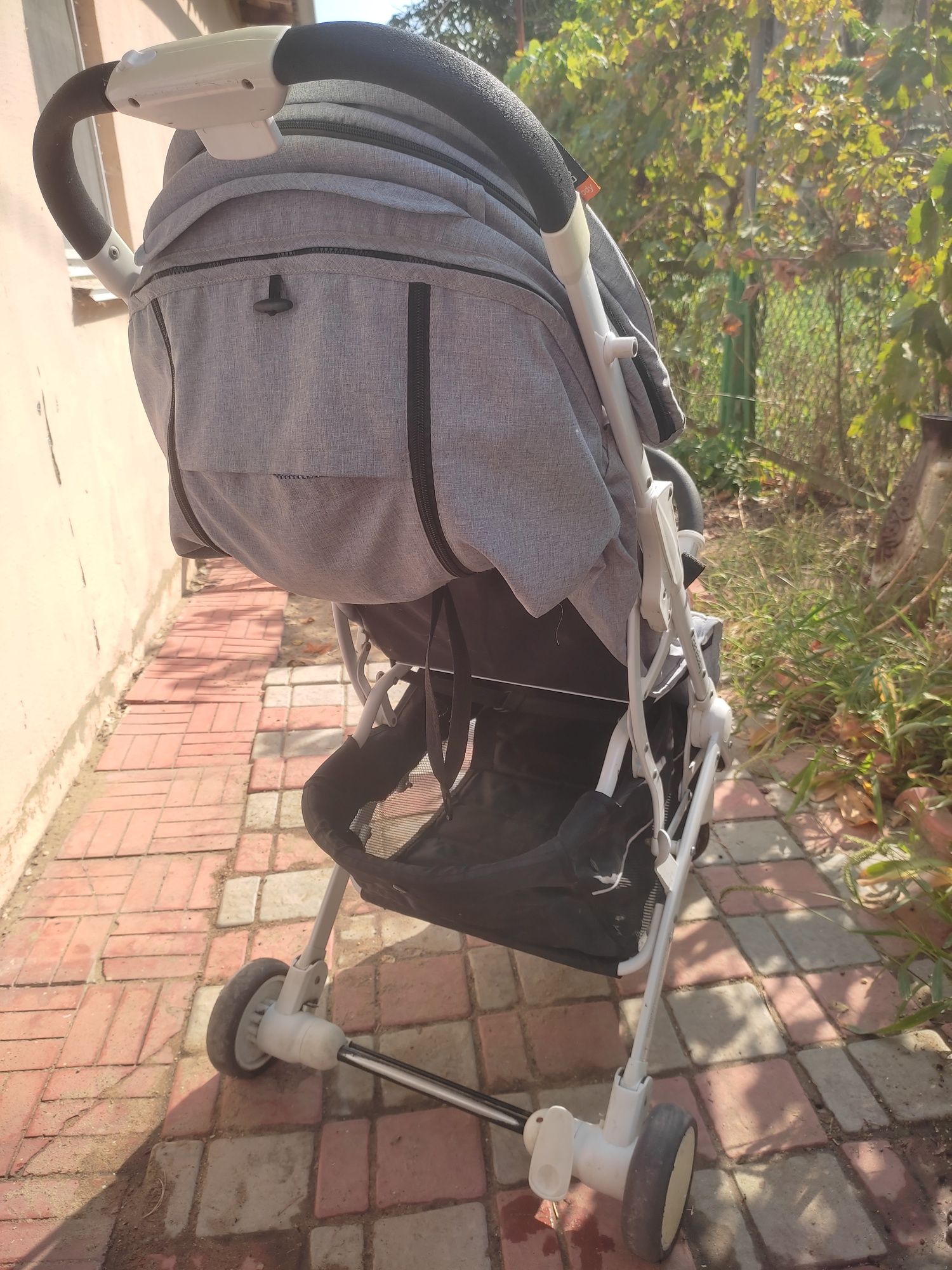Прогулочная коляска Benebeby