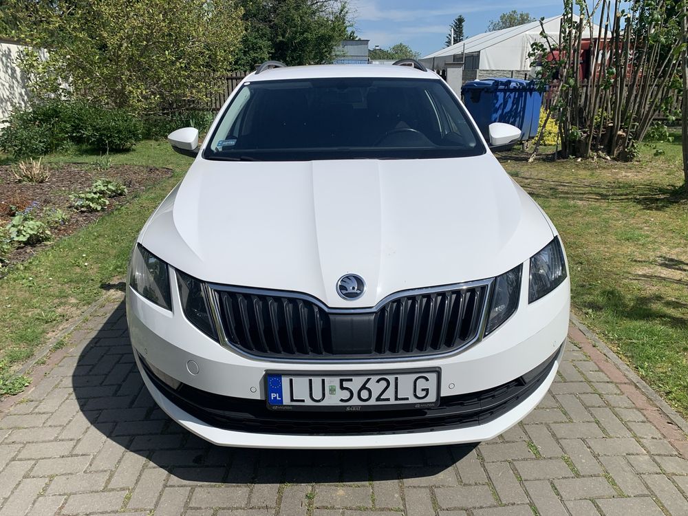 Skoda Octavia Kombi 1.6 TDI 140 KM Automat