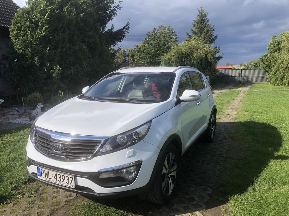 Sprzedam KIA SPORTAGE III 1.7 CRDI 2011