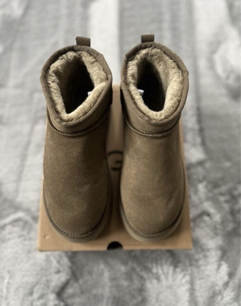 Buty UGG r 39 na platformie