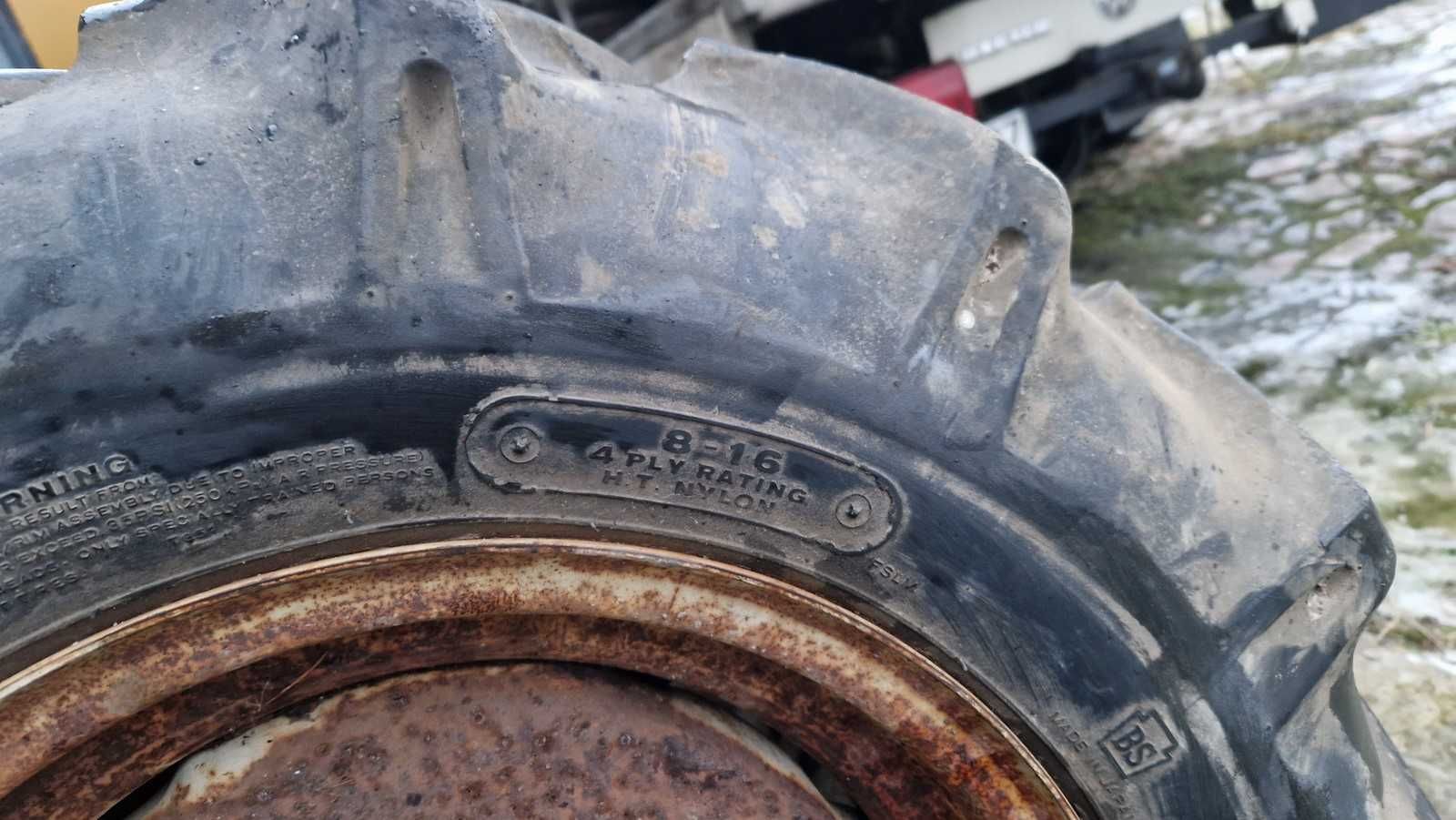 8-16 Bridgestone Mini Traktorek Iseki Kubota Yanmar