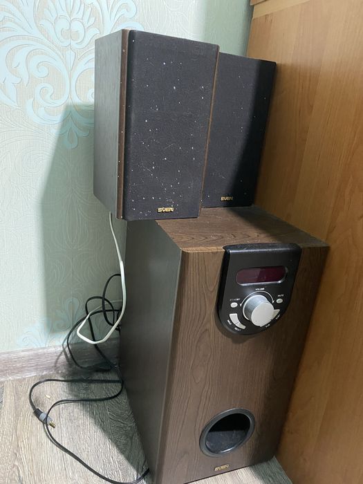 Сабвуфер Sven BTR2-10