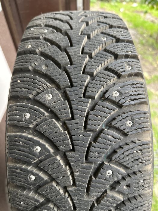 Зимові шини Nokian Nordman 4, 195/65R15 (з дисками, розболтовка 5х110)