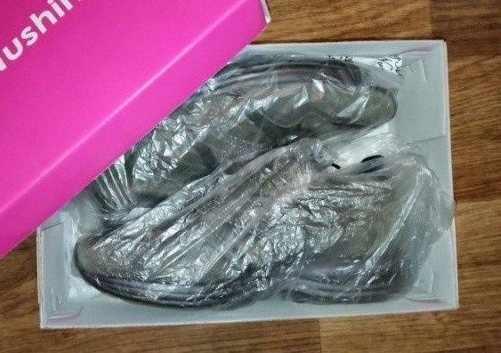 Жіночі кросівки Geox 40