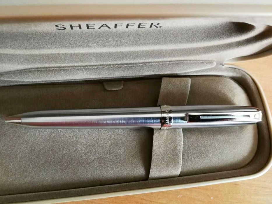 Ручка кулькова Sheaffer Prelude Brushed Chrome з позолотою, в футлярі