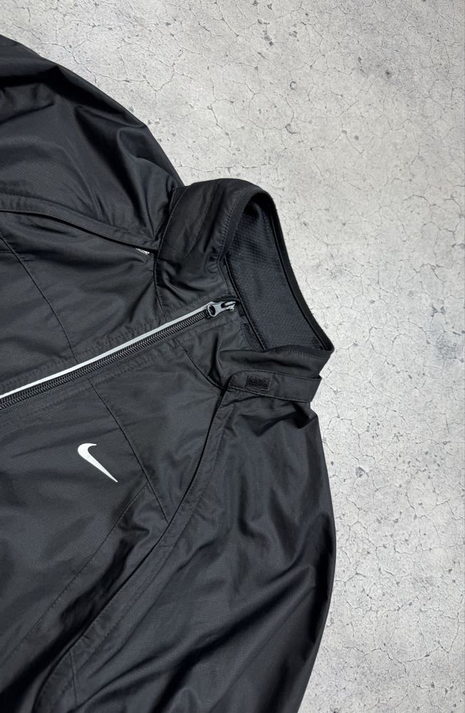 Нейлоновая Курточка Nike Storm Fit Черная Оригинал Жилетка Идеал S-M