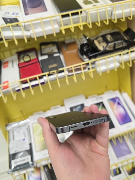 Samsung Galaxy S24 Plus  12/512gb