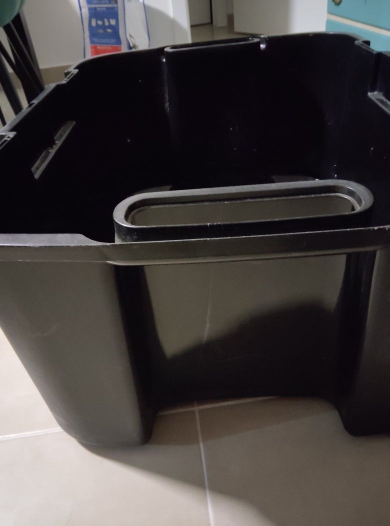 Caixa preta super resistente