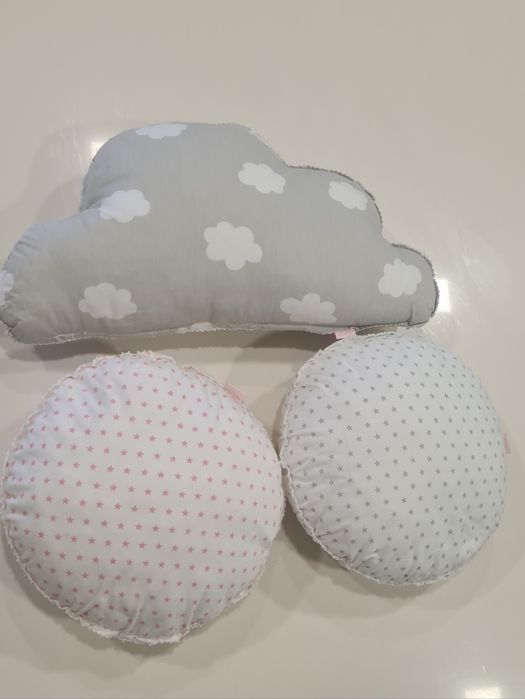 Três almofadas para quarto de bebé e criança, KUC.