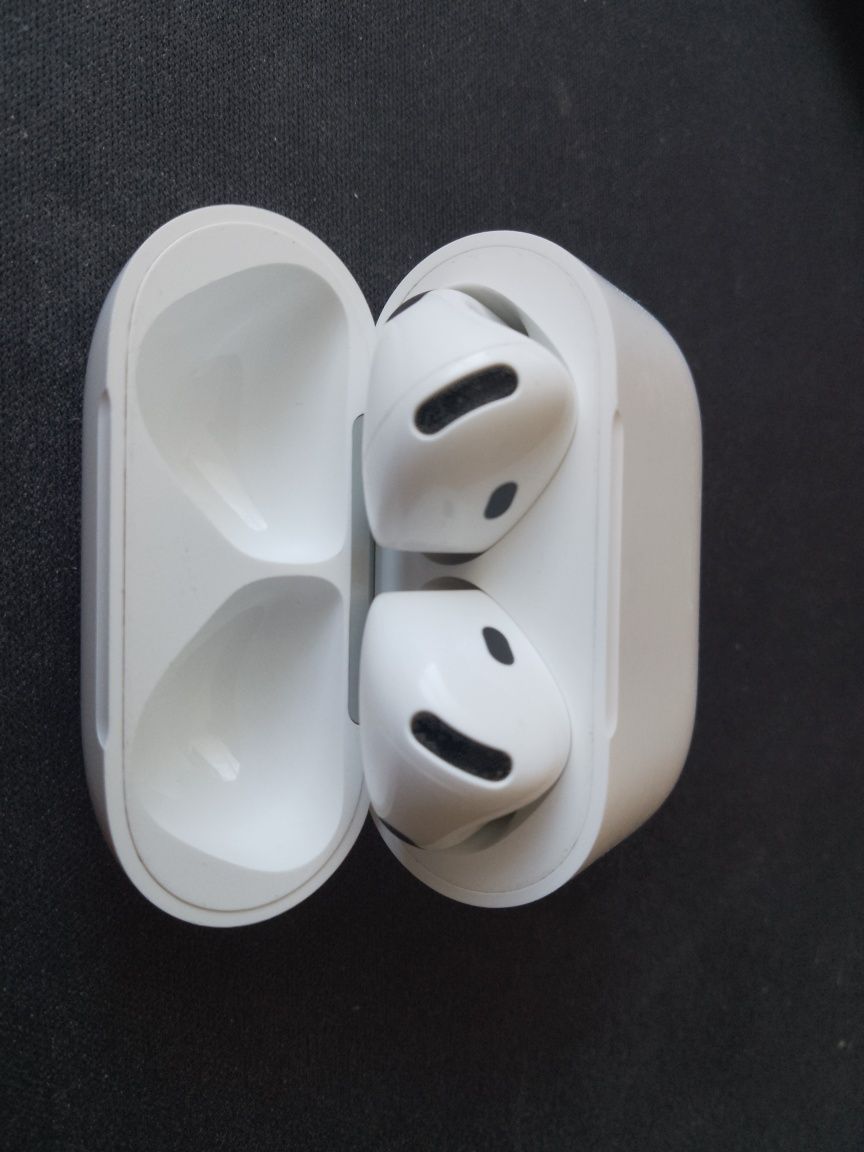 Apple airpods 4 a3058, a3053, a3050 оригінал