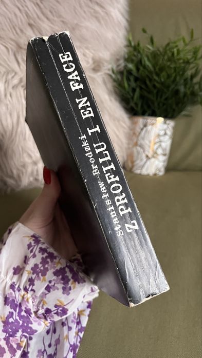 Z profilu i en face stanisław Brodzki ksiazka po polsku