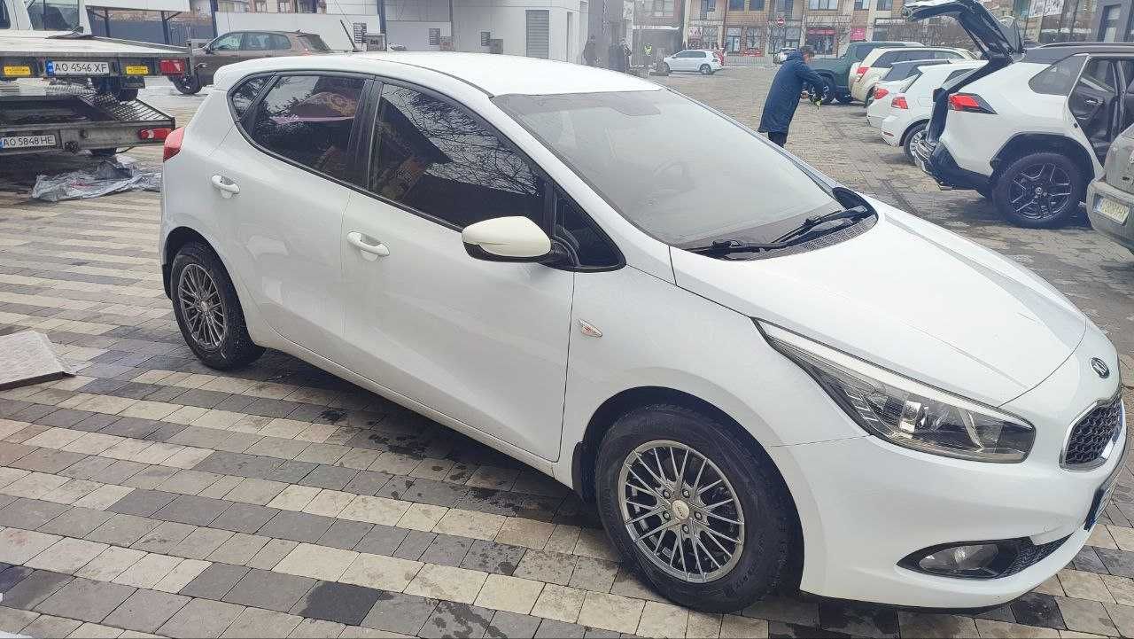 Kia Ceed 1.6 бензин, автомат, 2012 (модельний 2013)