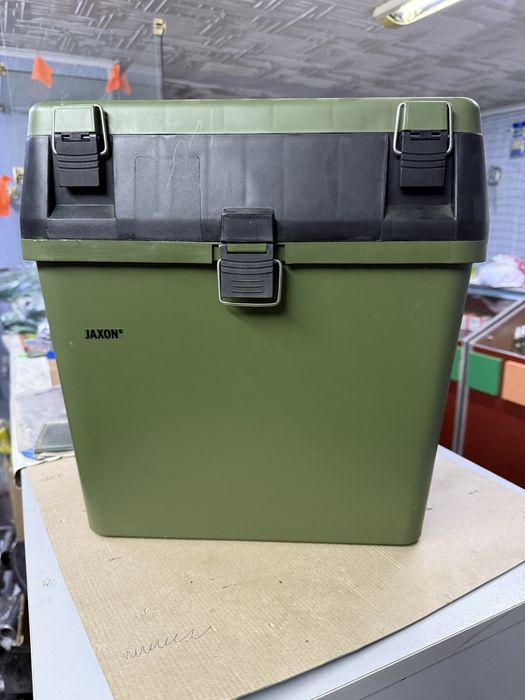 Продам ящик зимовий Jaxon