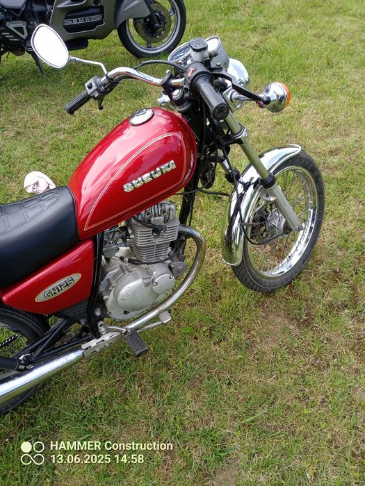 Suzuki gn125 POLECAM.
