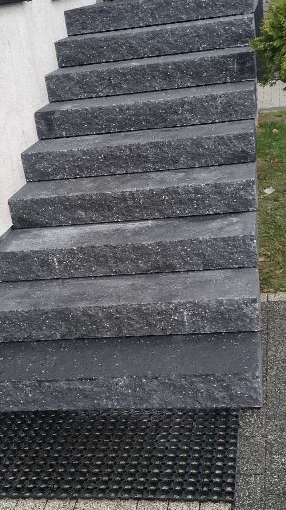 Stopień łupany betonowy grafit schody muro kostbet