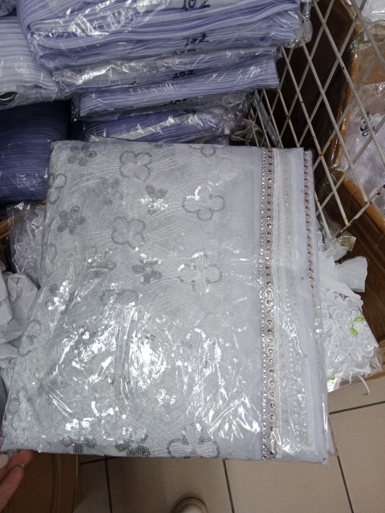 Firany nowe 400cm x 220 perełkami i srebrną gipiurą