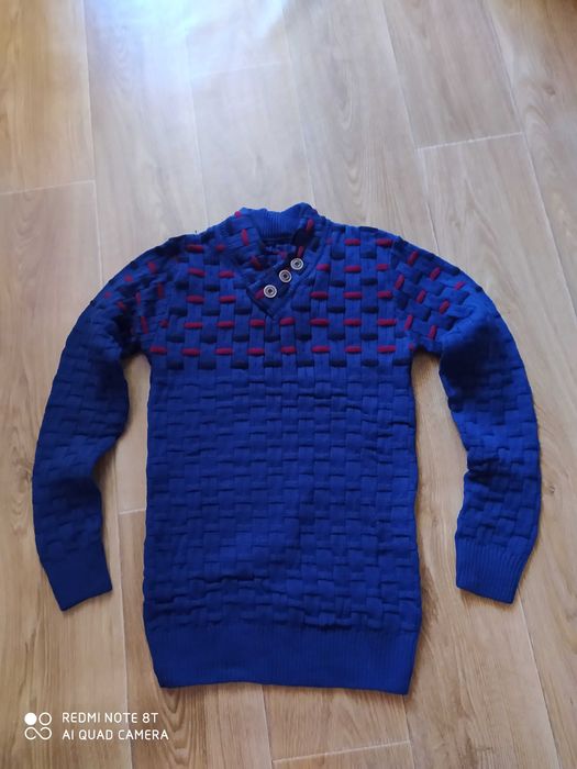 Новый свитер, Турция, машинная вязка, не колиться и мягкий