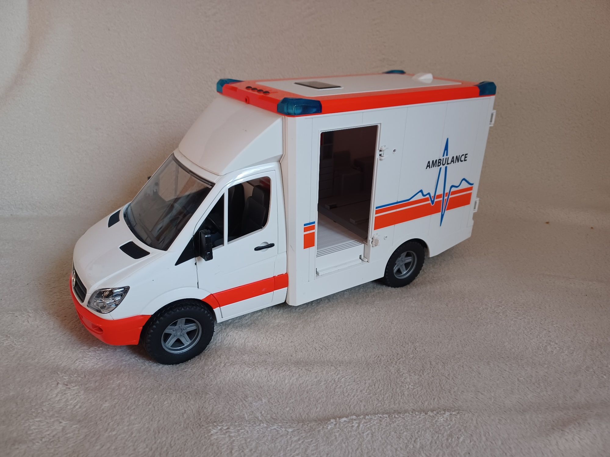 Karetka Bruder ambulans