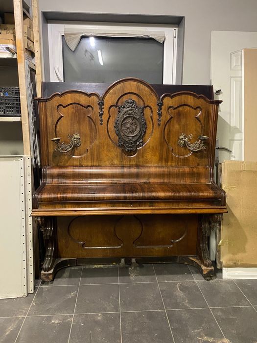 Pianino Hugo Siegel Denzig