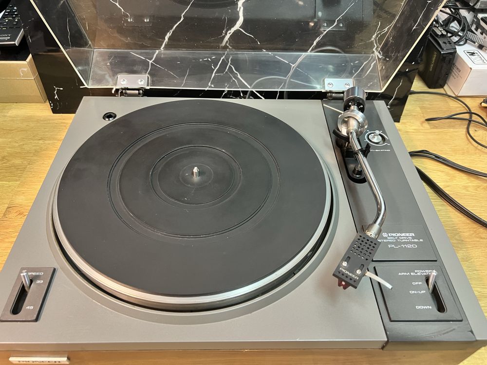 Gramofon Pioneer PL -112d