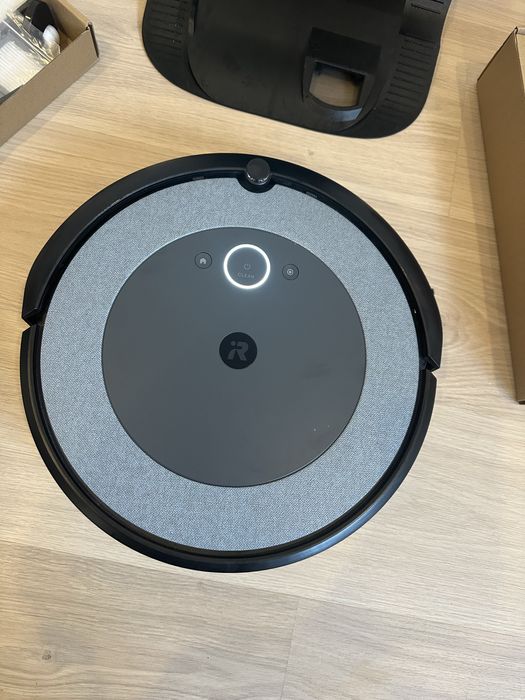 Robot Roomba i5+ com Clean Base + Função Mopa