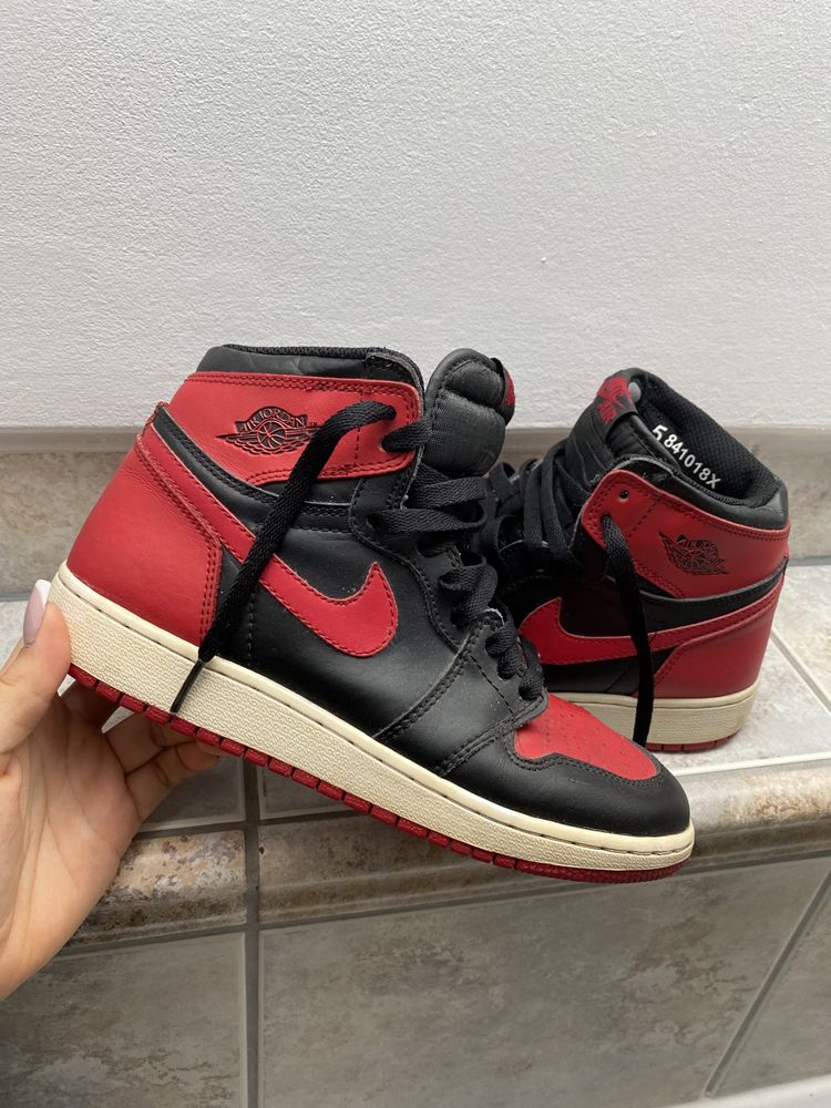 Nike Air Jordan 1 Retro Mid GS Banned